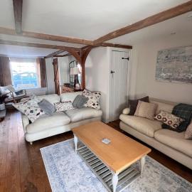 3 bedroom cottage with garden in Arundel