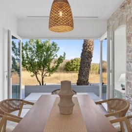 Celeste Syros Retreat, hotel in Vari