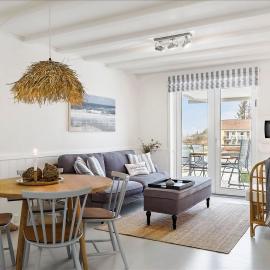 Holiday apartment with Ocean View, отель в Халсе