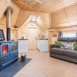 Chalet Oak Bothy by Interhome, viešbutis mieste Coldstone