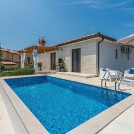 Holiday Home Villa Joy by Interhome