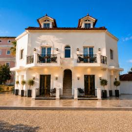 Terra Nuova Suites Zante by SEM: Planos şehrinde bir otel