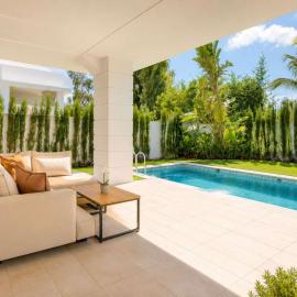 Elegant & Modern Villa - Pool & Golf Resort, hotel in Bouskoura