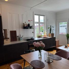 Leilighet i Villa -3 soverom-nær sentrum