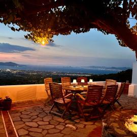 The Mulberry Terrace - Serendipity Cottage, hotel in Lagoúdi Zía