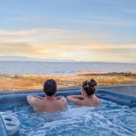 Chalet #11 Waterfront with Spa, Wifi & AC、Cap-Saint-Ignaceのホテル