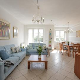 Navy Apartment, hotel din Massa