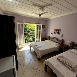 Flats D'amoras em Conservatória sem café da manhã, hotel em Conservatória