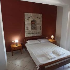 Genos suites, hótel í Stavros