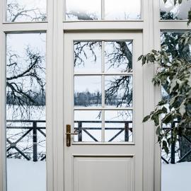 Piena māja, hotel in Kukšas