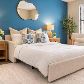 1BR Modern Home, WORKERfriendly, Pool, Gym, KINGbed