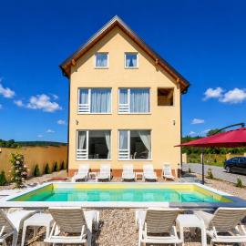 Planinska Oaza, hotel a Pale
