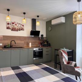 105 - Studio cosy pour 2 - Centre de Voiron, Clim