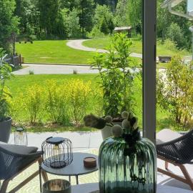 Waldgeflüster 2-Zi-DesignOase mit Terrasse und Tiefgarage im Neubau