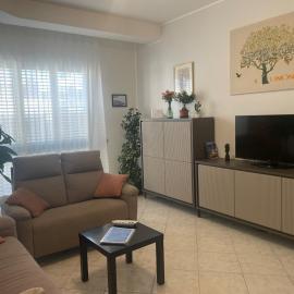 CASA BUONARROTI, comoda, pochi passi da spiaggia e centro