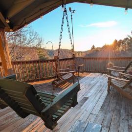 Dillard में, होटल Sky Valley Views with Deck, Golf, 2 Kings