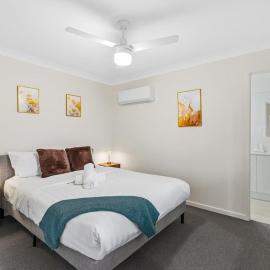 Spacious Family Retreat Near Hospital and Hyperdome