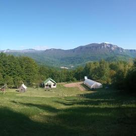 Mountain house"LISIN"Bradina Konjic, hotel u gradu Konjic