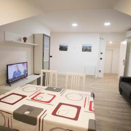 Apartamentos Canto Encaramado, hotel di Gibaja
