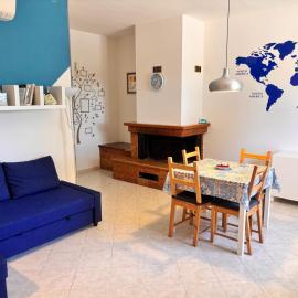 casa villa degli ulivi, hotel in Colonnella
