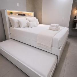 Quarto Aconchegante Completo Wi-Fi TV Microondas Cafeteira Entrada Privativa, hotel i Lambari