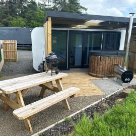 The little pod - Forest view, hotel u gradu Ballynameen