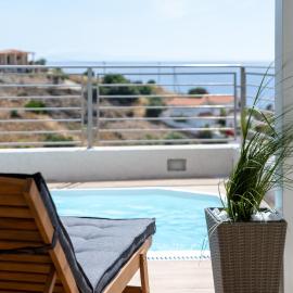 Oasis Resort Pure Relaxation Serenity, hotel en Agia Marina Mikrolimanou