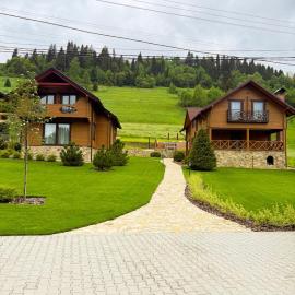 Котедж біля Плаю з чаном та сауною, hotel v destinaci Plavja