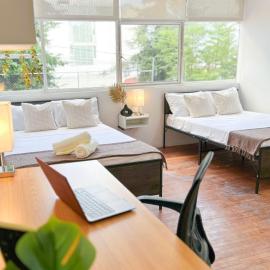 Habitación doble para 4 personas con baño privado Zona La Paz, hotell i Momoxpan