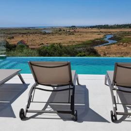 Villa Aurora Luxury Villa with Infinity Pool, hotel in Portimão