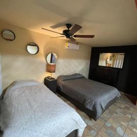 Habitacion G, hotel di San Quintín