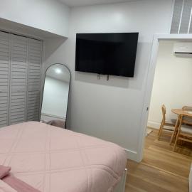 Miami vibes studio, hotelli kohteessa Tamiami