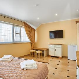 Guest house Nikolaevsky, hotel in Bilhorod-Dnistrovskyi