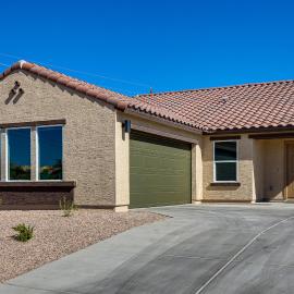 Wickenburg Golf Getaway w/ Patio & Yard!