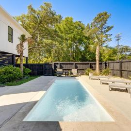 Coastal Escape Near 4 Beaches in Pawleys Island!