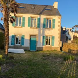 Maison sur la plage du port