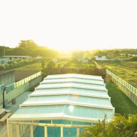 4 Bedrooms Private Indoor Pool&Terrace Villa、Belinhoのホテル