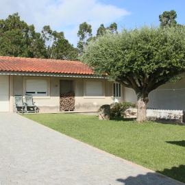 4 Bedrooms Suite Huge Terrace Sea&Garden View Vill, хотел в Goios