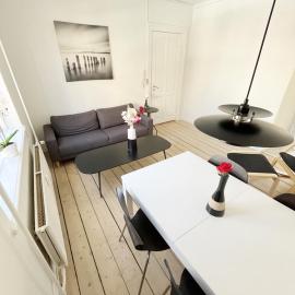 Beautiful 2 Bedroom Apartment on Borgergade