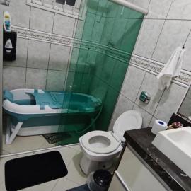 Suíte Master, Ar cond, Tela Cinema 150" Netflix, Globo, Piscina Pousada Tijucas Lua Encantada, hotel v destinaci Tijucas