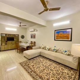 Pinkvalley Homestay - Entire Home 2BR With Parking