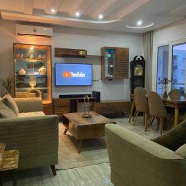 Cosy appartement sahloul 4, hotel en Susa