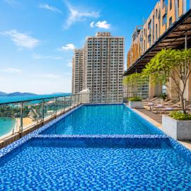 Hon Chong Retreat Hotel Nha Trang, hotel u gradu Nja Čang