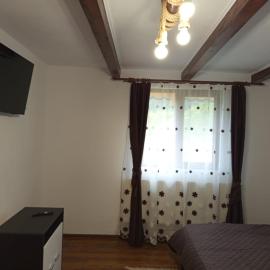Bunătăți din Retezat, hotel di Nucşoara