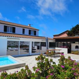 Mosteiros में, होटल Casa da Uva-Mosteiros Vineyards House-Heated swimming-pool