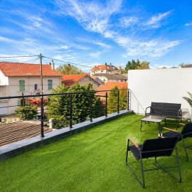 Appartement terrasse privée calme 4 personne clim、ミラマのホテル