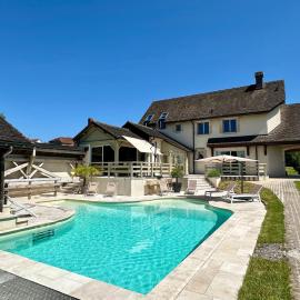 Gîte des Pruniers, ξενοδοχείο σε Saint-Germain-le-Rocheux