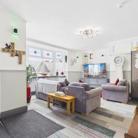 Captains Retreat - 2 Bed Apartment - Milford Haven