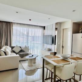Modern 2-Bedroom Apartment in the Heart of Phuket