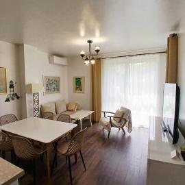 Аpartment Van Gogh, hotel in Hisarya